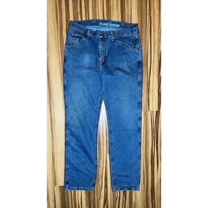 Wrangler Blue Jeans Straight Fit Size 34 x 32